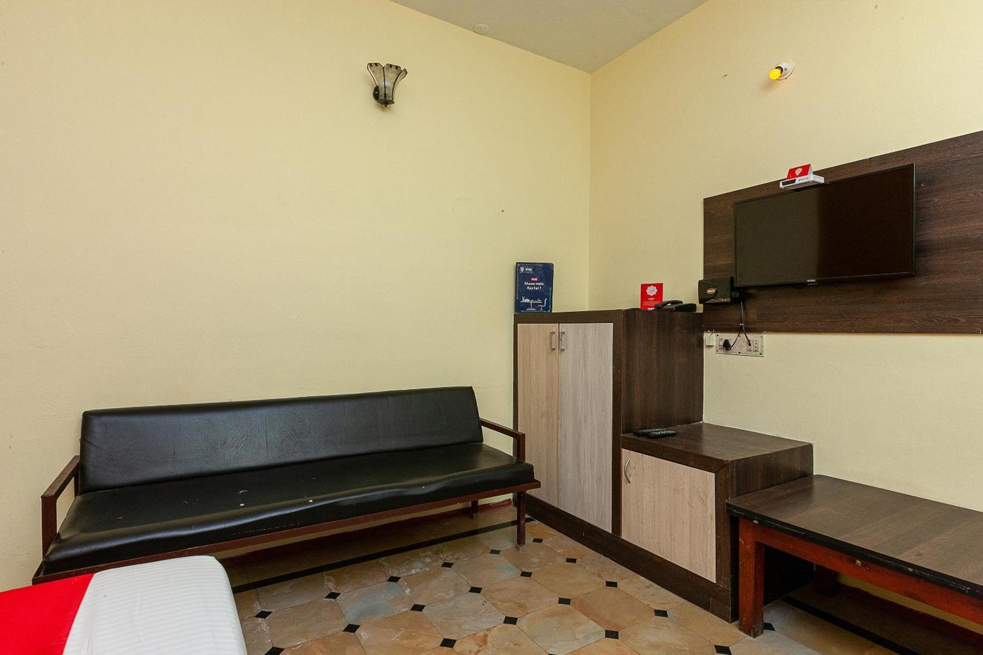 Collection O Ammayi Hotels & Resorts Tiruvannāmalai Zewnętrze zdjęcie