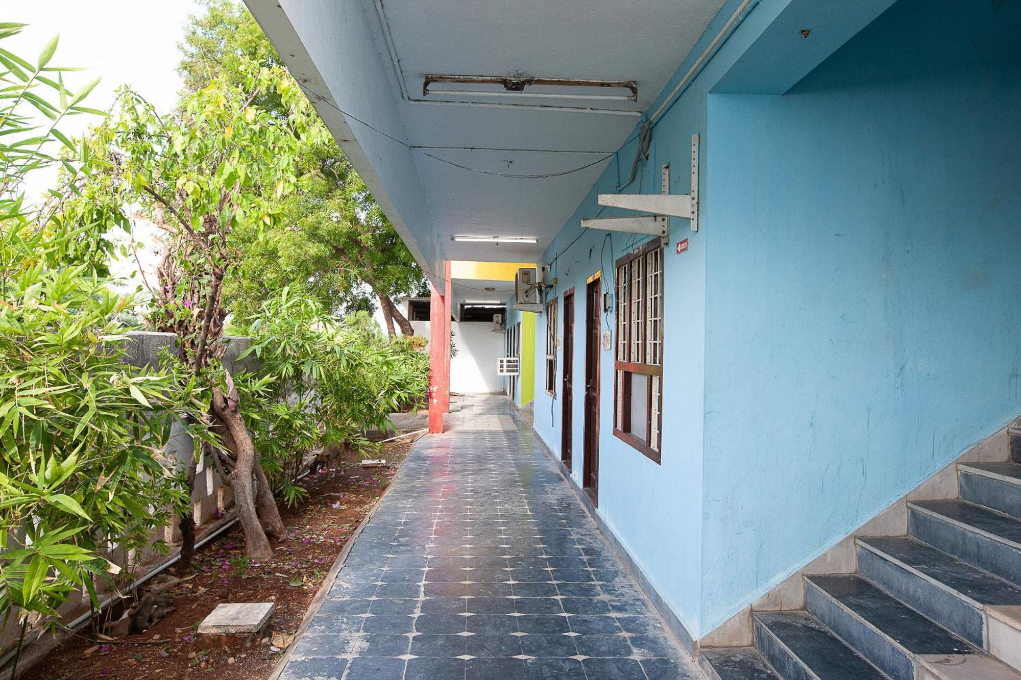 Collection O Ammayi Hotels & Resorts Tiruvannāmalai Zewnętrze zdjęcie
